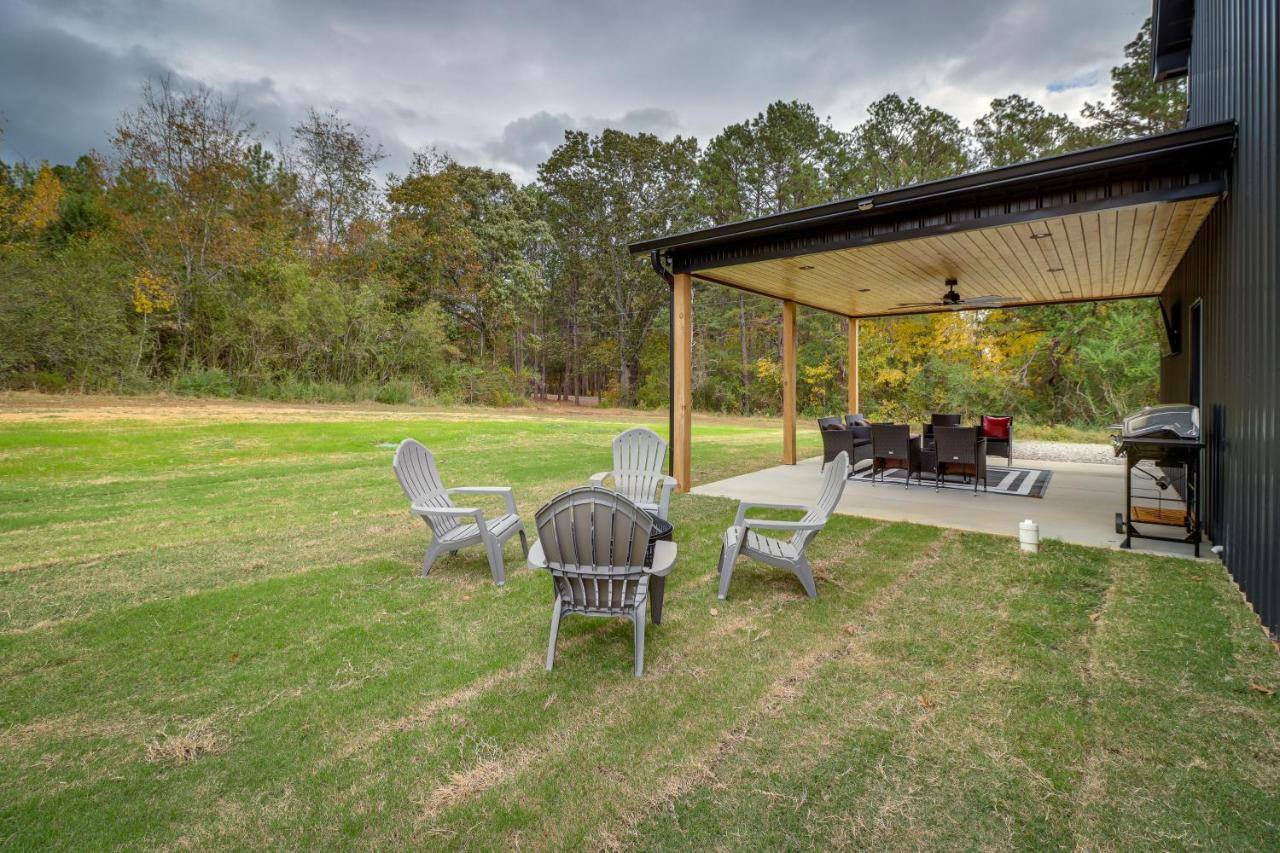 Chic Arkansas Retreat With Patio, Grill And Fire Pit! Villa Fairfield Bay Eksteriør billede